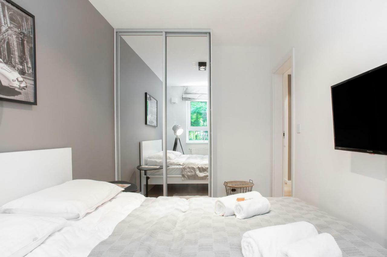 Apartments Parks Of Warsaw By Noclegi Renters Extérieur photo